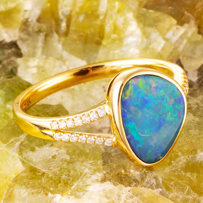 HEAVENS ABUNDANCE 14KT YELLOW GOLD & DIAMOND AUSTRALIAN OPAL RING
