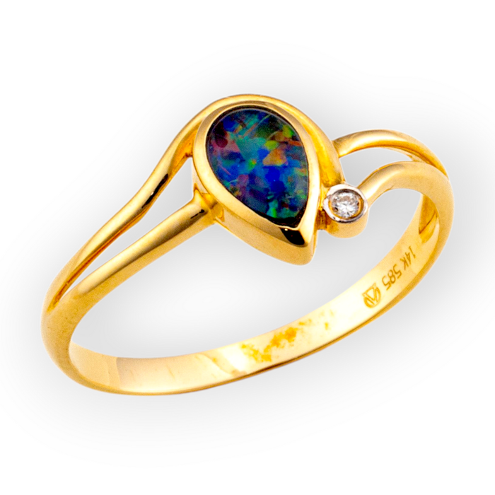 * COSMIC FLARE DIAMOND 14KT YELLOW GOLD OPAL RING