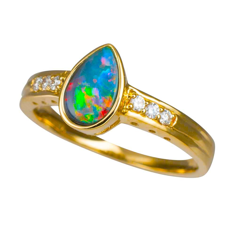 *TWINKLE 14KT YELLOW GOLD & DIAMOND AUSTRALIAN OPAL RING