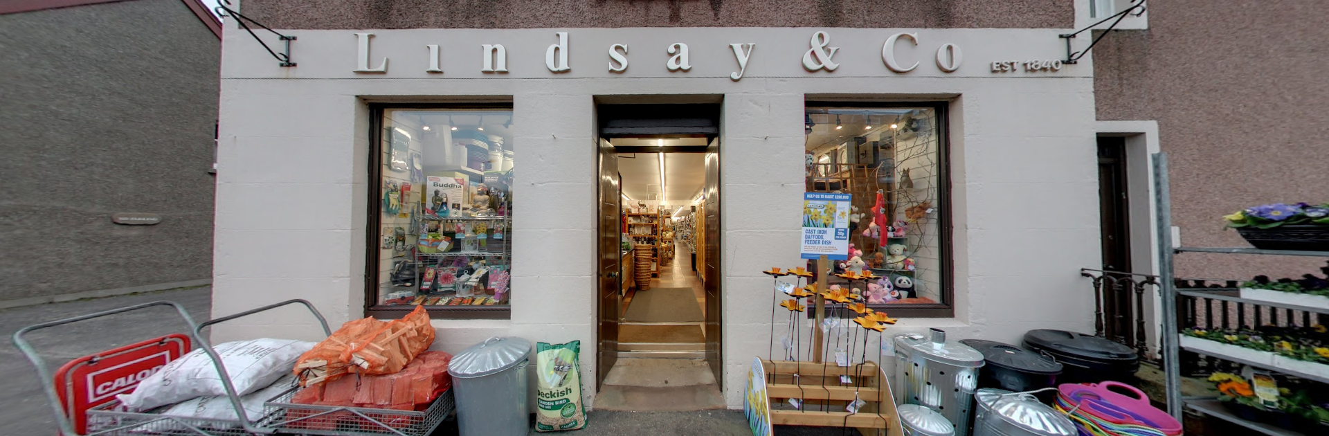 Lindsay and Co store front