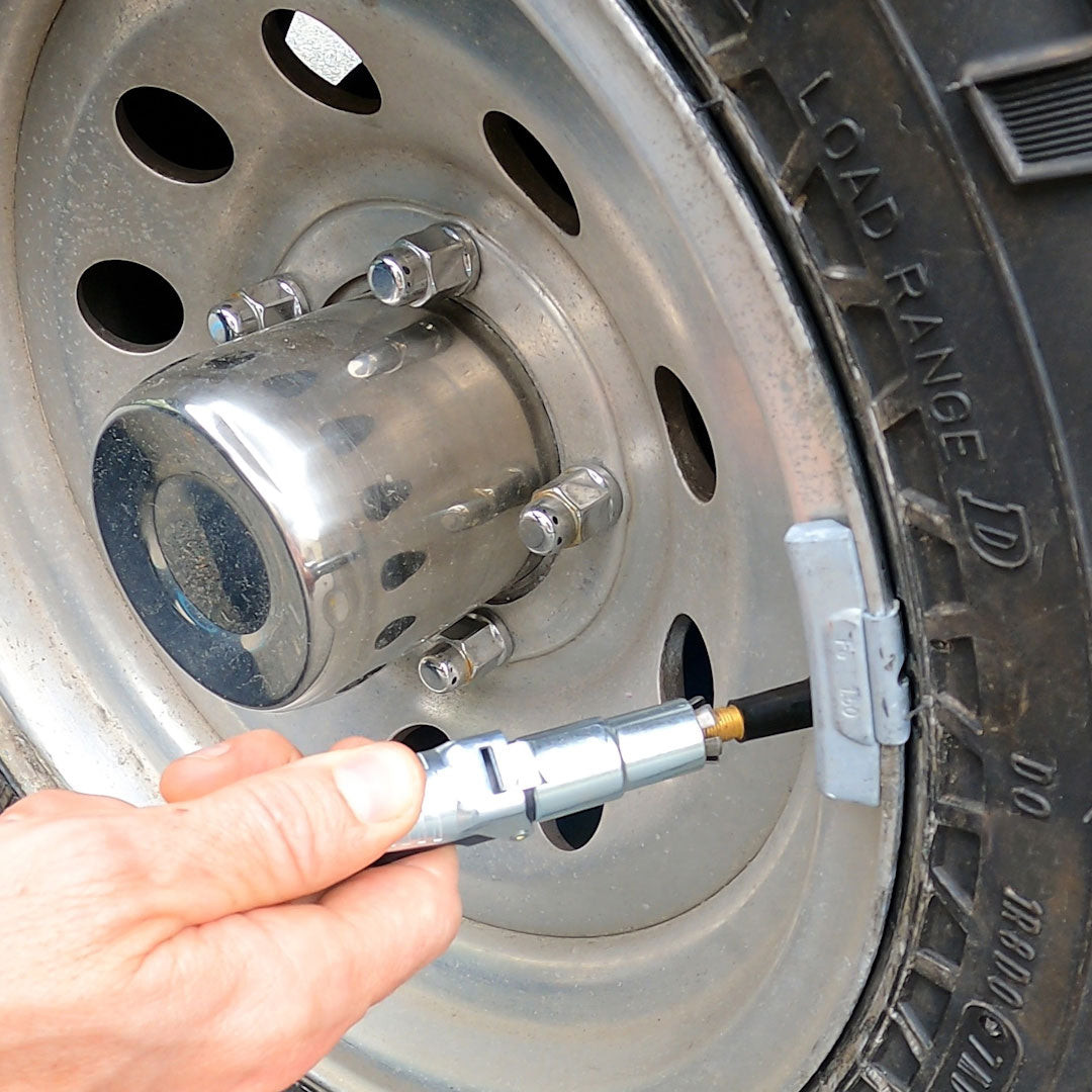 LockNFlate Locking Air Chuck | Tractor Tools Direct | Equipment