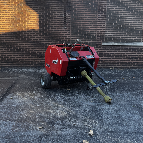 USED - Ibex TX31 Mini Round Baler with Drawbar Kit and Remote Tailgate 1 USED - Ibex TX31 Mini Round Baler with Drawbar Kit and Remote Tailgate 1