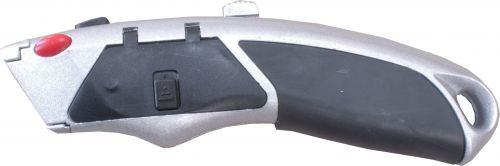Re-loading Retractable Knife (similar to stanley knife)