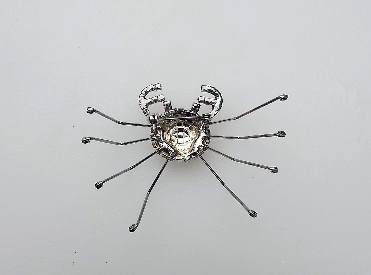 Adorable Vintage Rhinestone Spider Pin Elegant Legs Looks Like A Crab