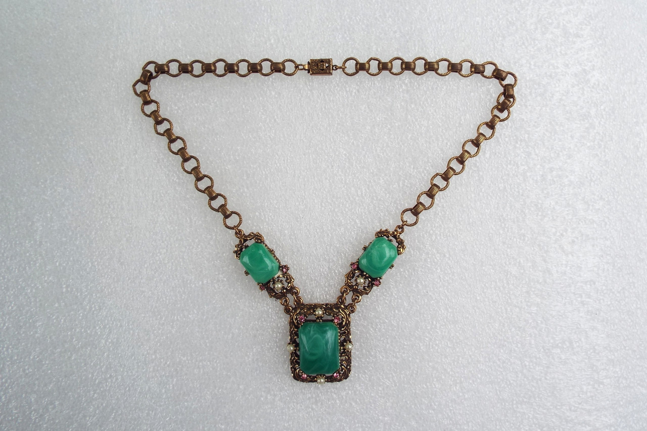 Vintage Ornate Selro Necklace Green 