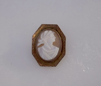 Victorian Cameo Brooch Carved Sardonyx Pin Greek Harvest Goddess