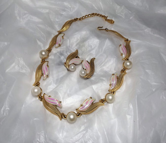 Vintage Schiaparelli Necklace Earrings Set  AB White Pink Glass Stones Large Pearls Gold Leaves Links Signed Set