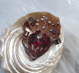 RARE Pennino Pin Unsigned WRARE Pennino Pin Unsigned W/Ruby Red Glass Stones, Rose Gold Plated Heart Design
