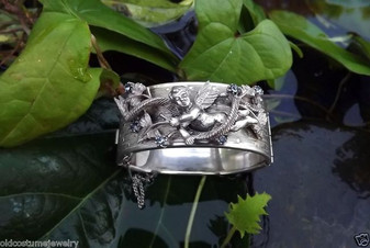 SUPER RARE pegagsus CORO STERLING SILVER HINGED BRACELET 3-D CHERUB 2 Die 4