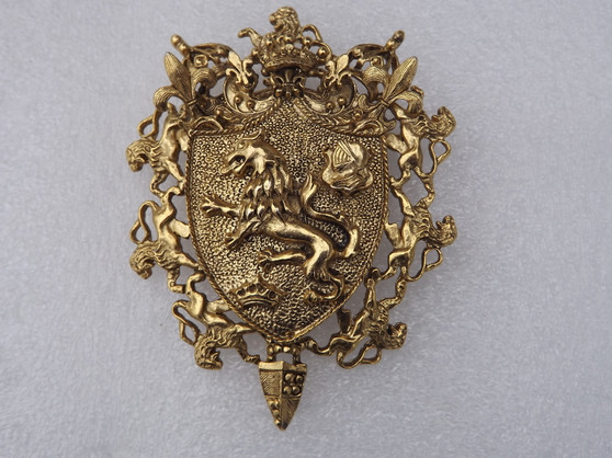 Vintage HATTIE CARNEGIE Lion Crest Coat Of Arms Pin Pendant Large Ornate Brooch