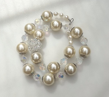 Fabulous Runway Couture Big Pearls Necklace With HUGE Lucite Crystals ...