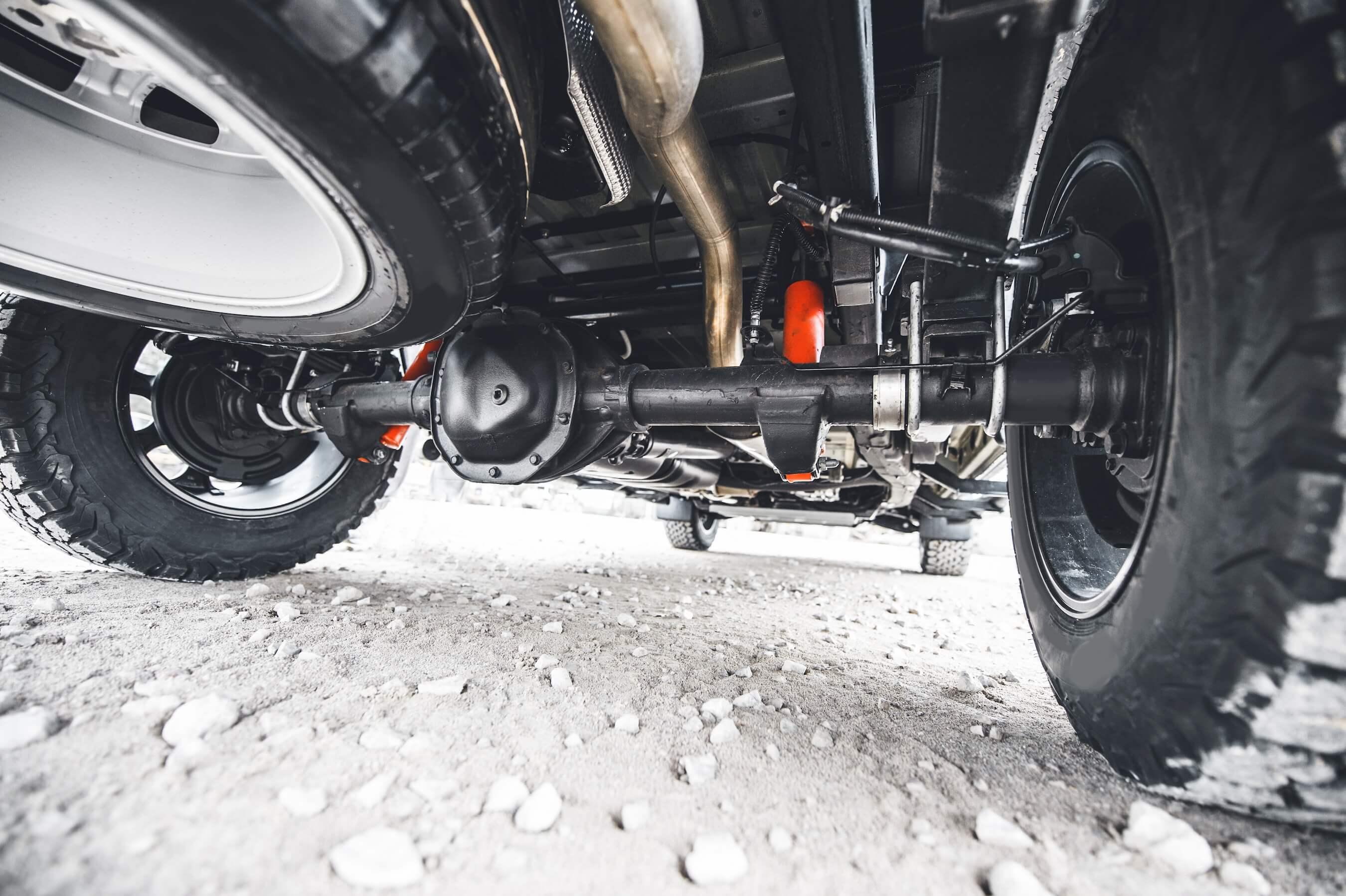 why-does-a-lifted-truck-shake-at-high-speeds-insights-from-d-s