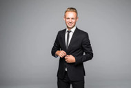 How Should a Suit Jacket Fit? A Simple Guide to the Perfect Fit