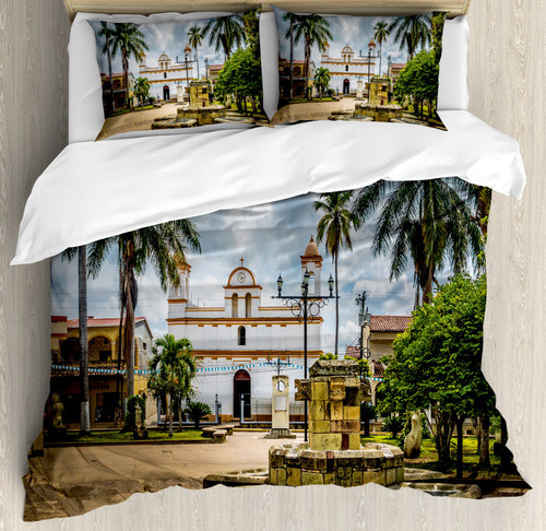 Ambesonne Travel Duvet Cover Set, Main Square of Copan Ruinas City Honduras Central America Mayan Town with Palms, Decorative 3 Piece Bedding Set with 2 Pillow Shams, Queen Size, Multicolor