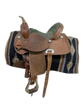 14 Inch Used D & B Cowboy Tack Western Barrel Saddle 999-10413 14 Inch Used D & B Cowboy Tack Western Barrel Saddle 999-10413