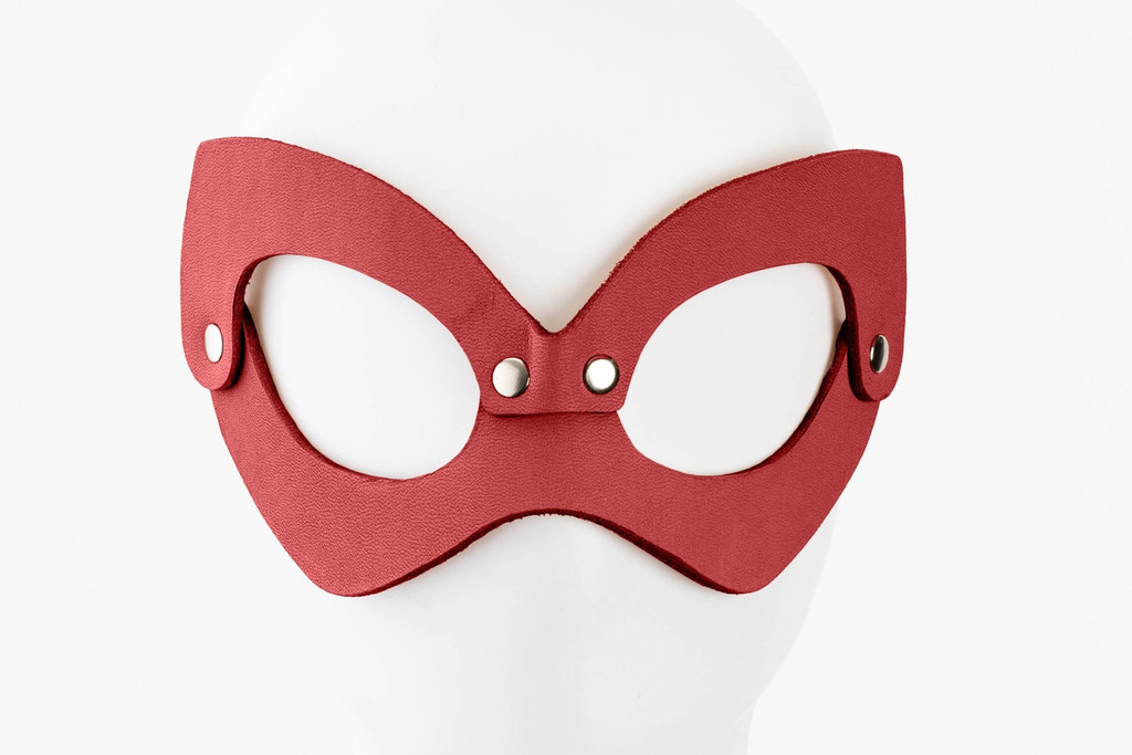 Verona Cat Eye Mask by Liberator Leather