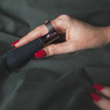 Sex Toy Review: DiGit Finger Vibrator by Hot Octopuss