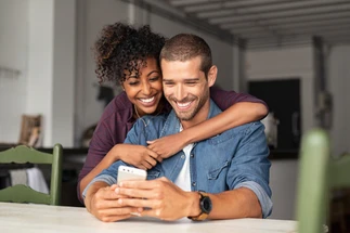 ENM Coaching App vs. ENM Dating App: What's the Difference?