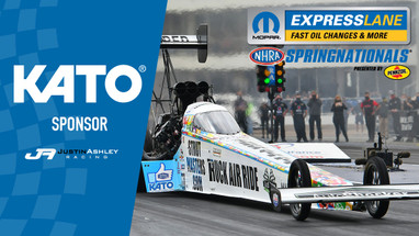 ASHLEY TAKES ADVANTAGE OF HOUSTON OPPORTUNITY 