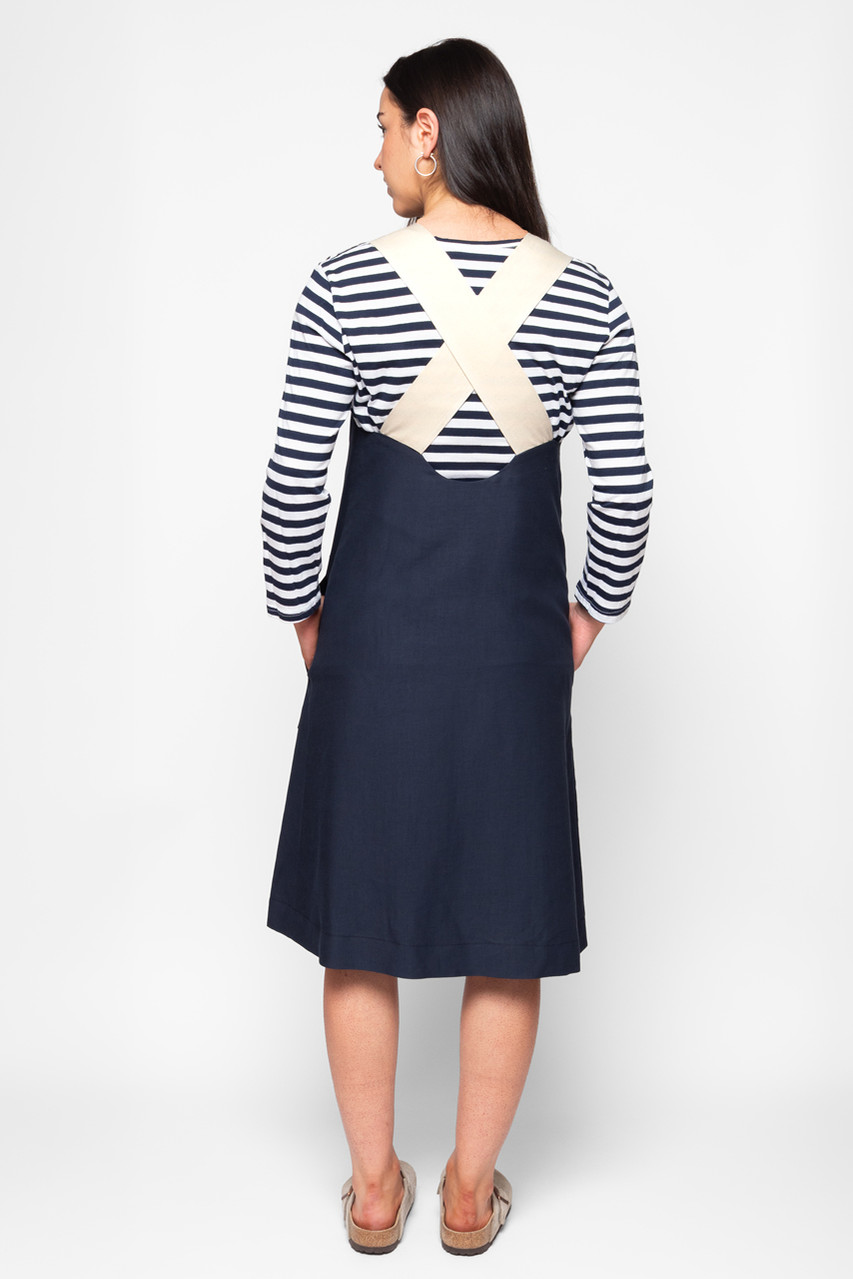 Manon Pinafore, Navy