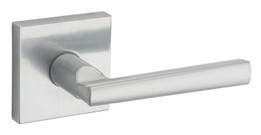 Kwikset / Montreal Lever with Square Rose / Passage / Satin Chrome / 154MRLSQT 26D Kwikset / Montreal Lever with Square Rose / Passage / Satin Chrome / 154MRLSQT 26D