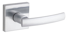 Kwikset / Sydney Lever with Square Rose / Passage / Satin Chrome / 154SYLSQT 26D Kwikset / Sydney Lever with Square Rose / Passage / Satin Chrome / 154SYLSQT 26D