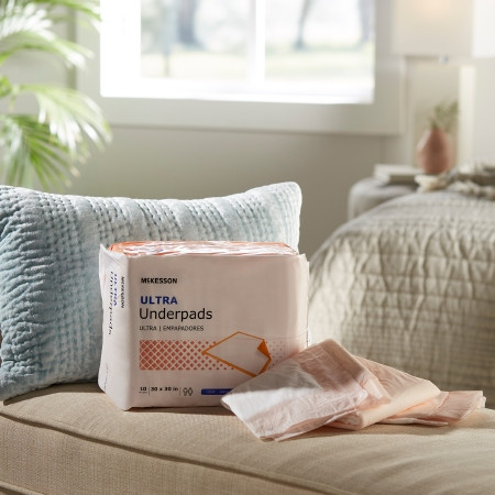 McKesson Ultra Underpad 30 X 30, Heavy in home setting