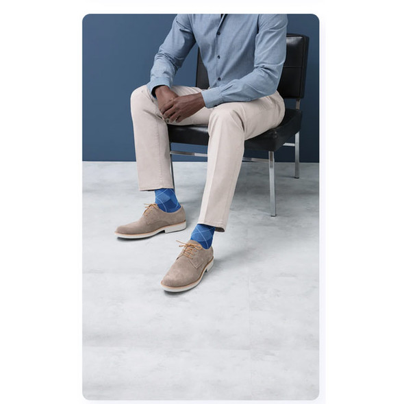 SIGVARIS Microfiber Patterns 20-30mmHg Long Length - Men - in use