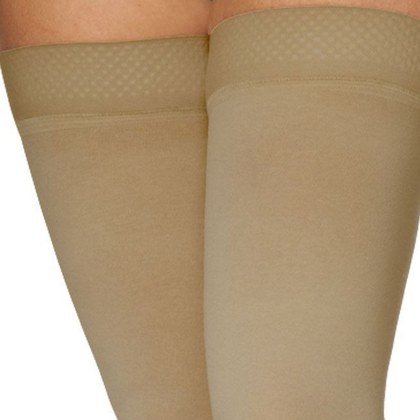 Sigvaris Dynaven Medical Legwear - Women's Thigh High 30-40mmHg Compression Support Stockings (Grip Top) Thigh View