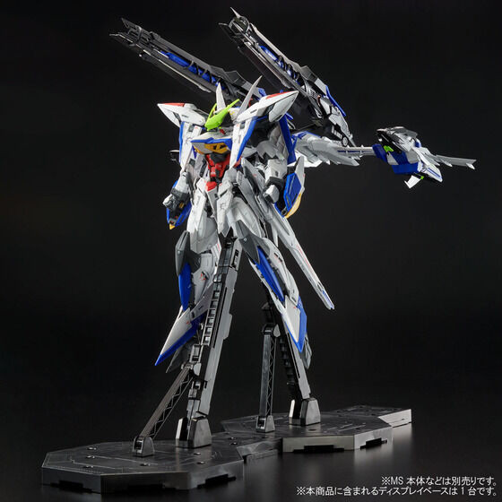 ロボット ECLIPSE GUNDAM + RAIJIN STRIKER MG 1/100 Raijin Striker Pack for Eclipse Gundam Plastic Model