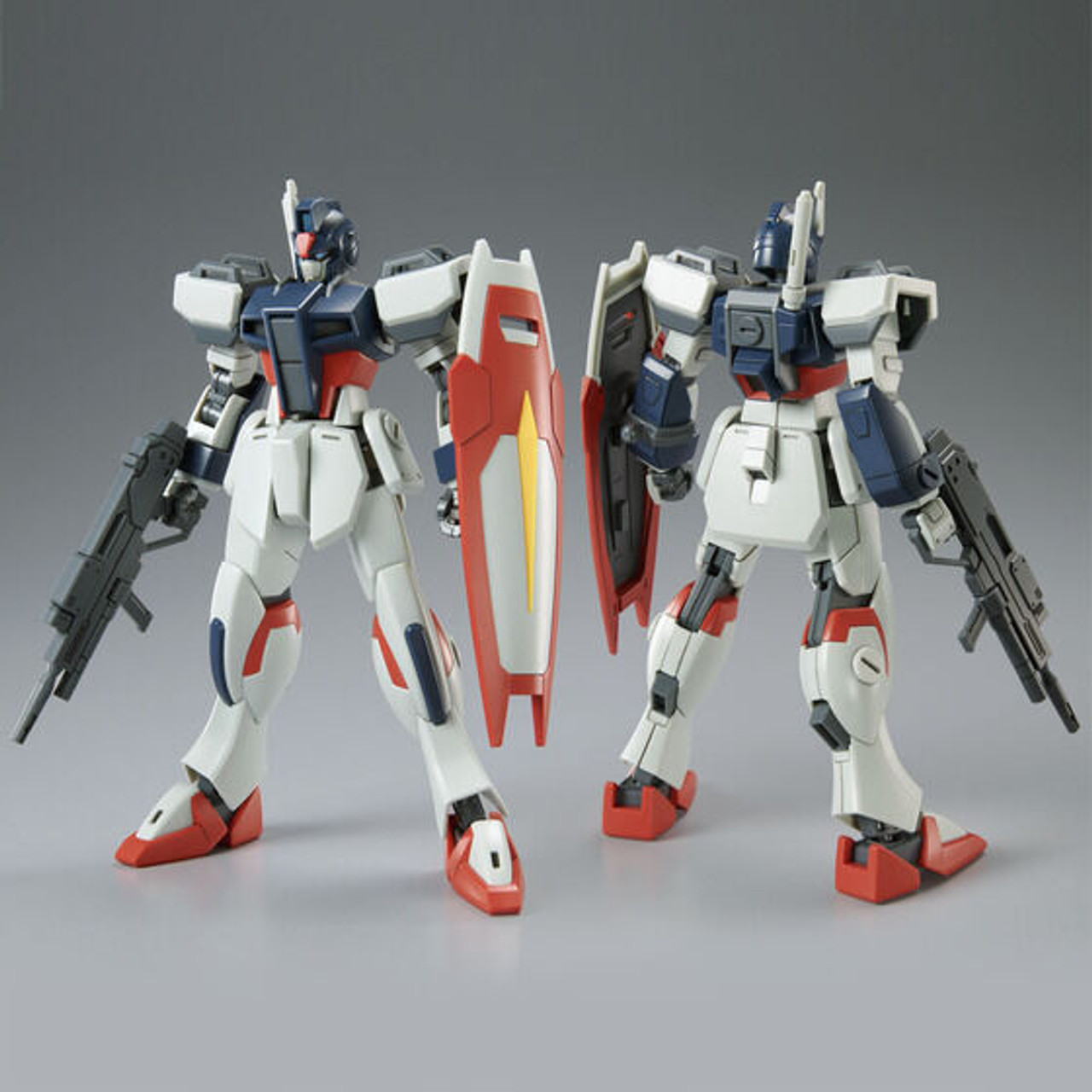 HGCE 1/144 Strike Dagger Plastic Model