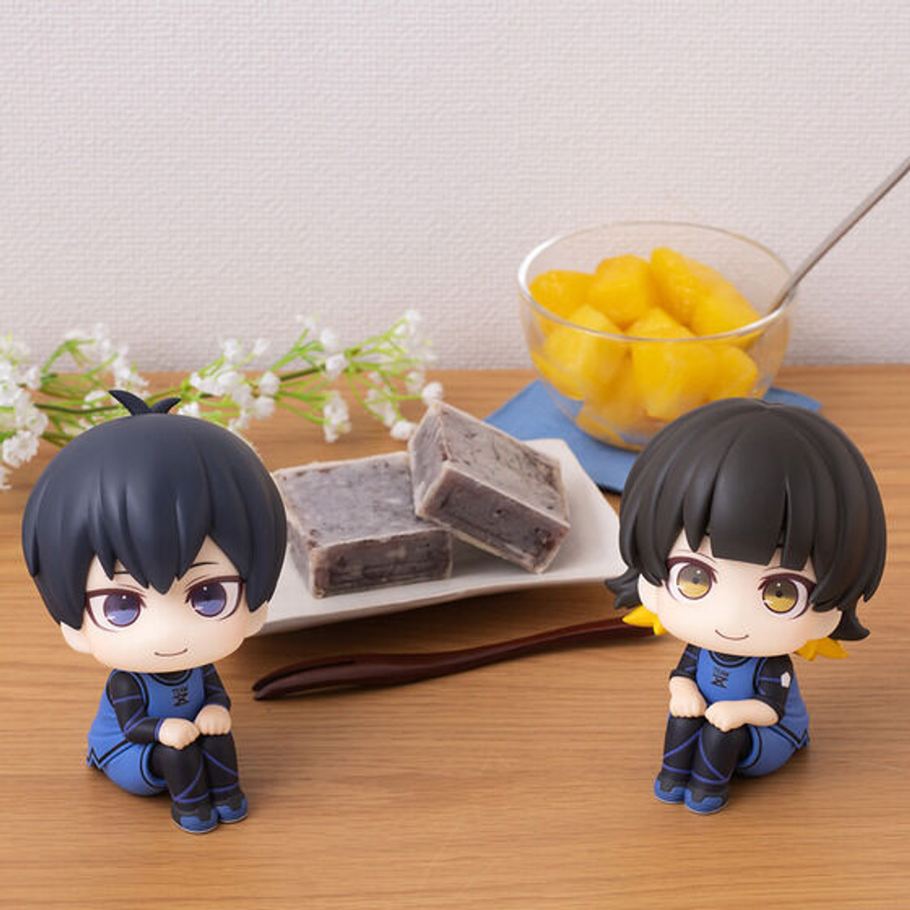 LookUp Yoichi Isagi & Meguru Bachira (Bluelock) Complete Figure