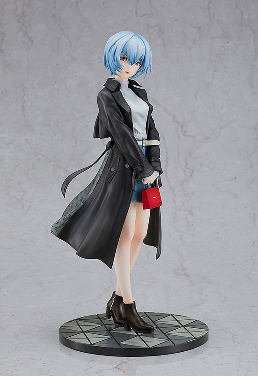 エヴァンゲリオン Rei フィギュア Amazon.com: SEGA Evangelion Racing Rei Ayanami - Pit Walk