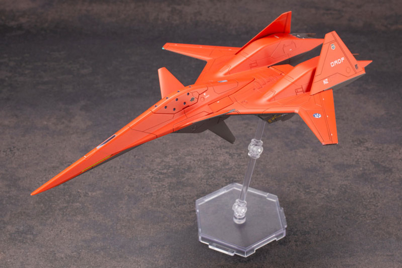 ACE COMBAT ADF-01 1/144 Plastic Model