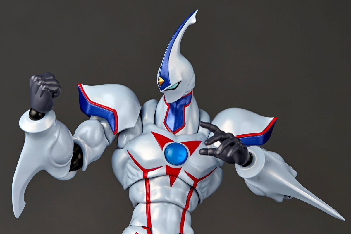 Revoltech E HERO Neos (Yu-Gi-Oh! Duel Monsters GX) Action Figure