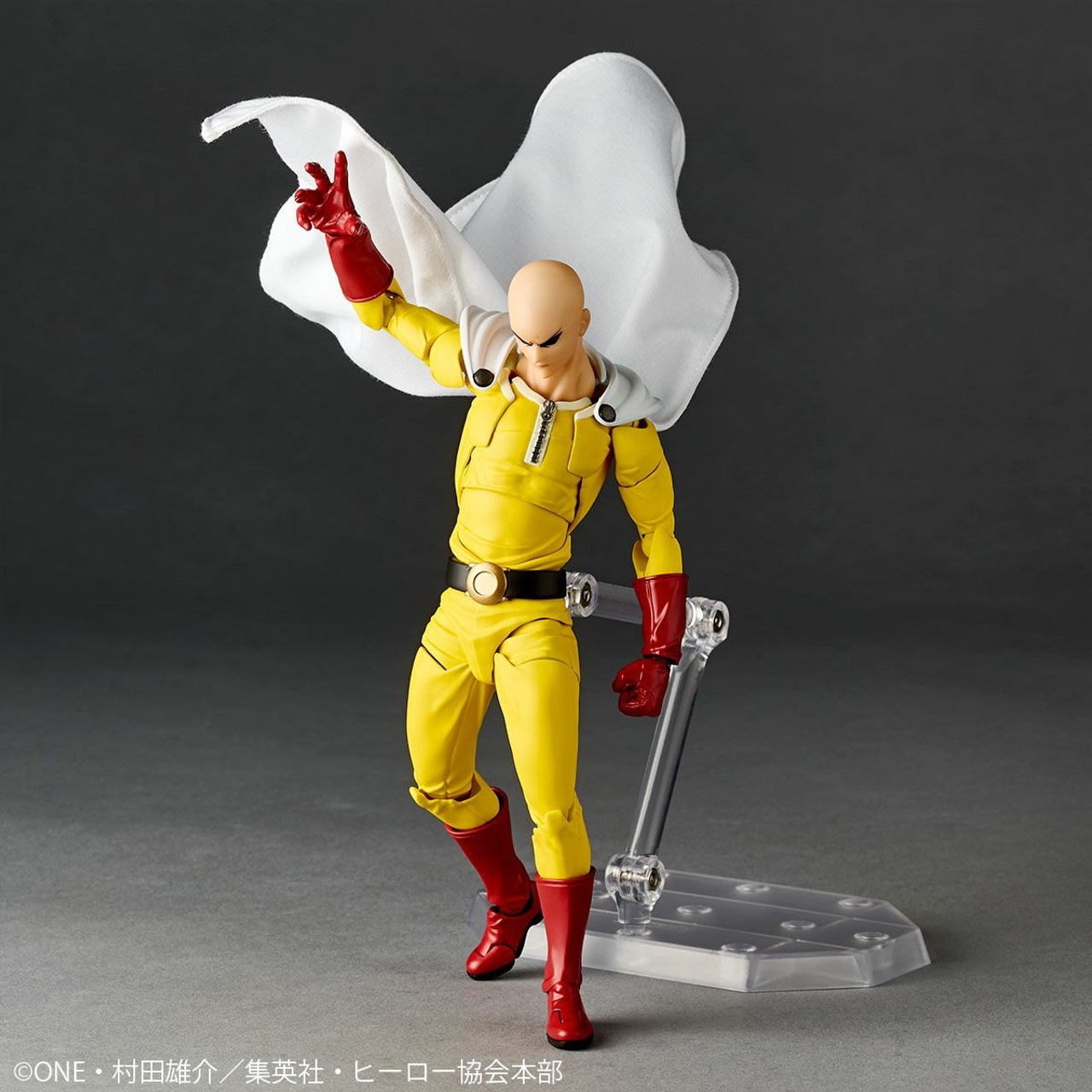 Amazing Yamaguchi Saitama (ONE-PUNCH MAN) Action Figure