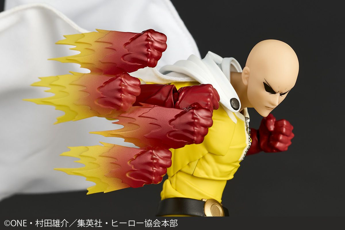 Revoltech Amazing Yamaguchi Saitama (ONE-PUNCH MAN) Action Figure