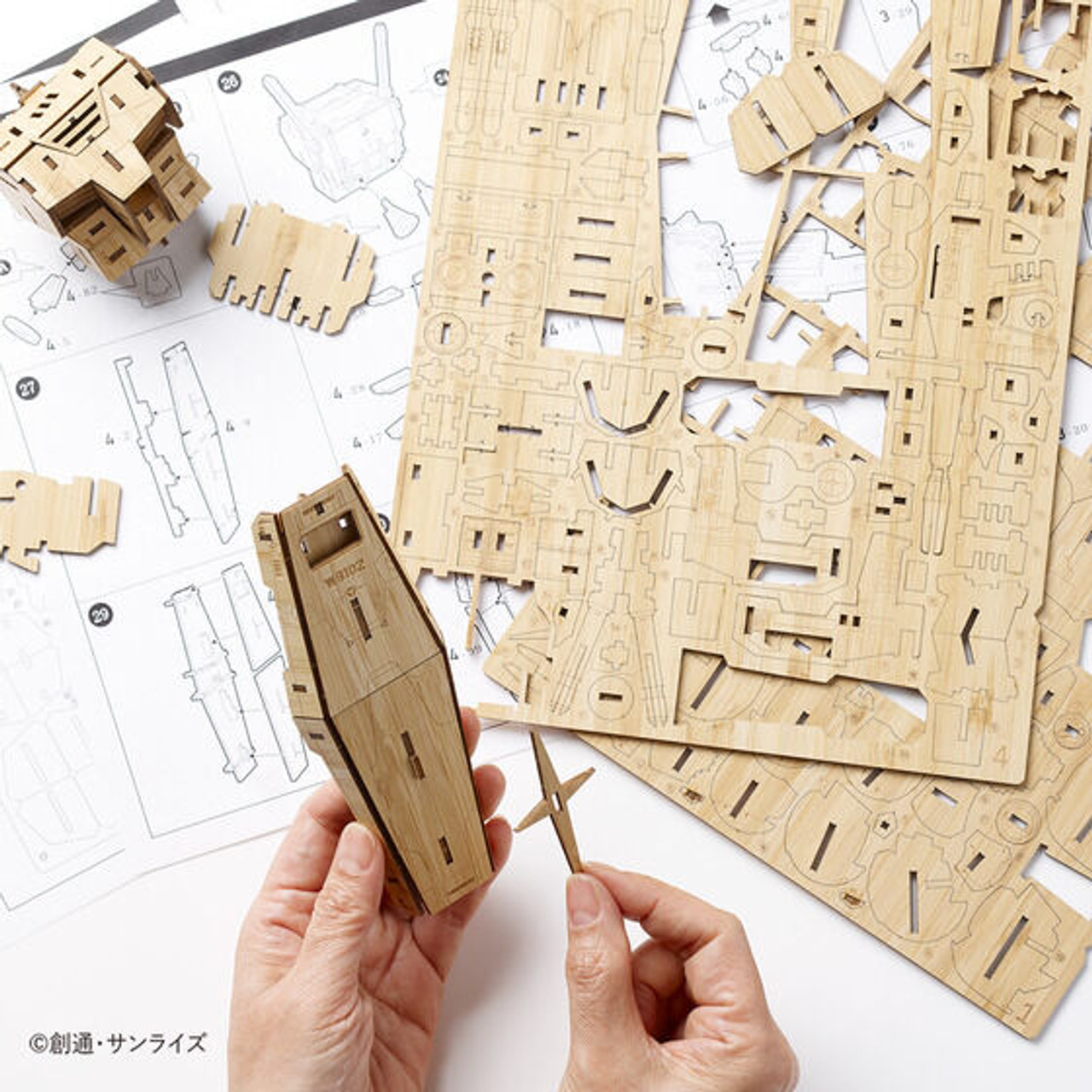 Bamboo Art wa-gu-mi RX-78-2 ガンダム Ver.1.5 Bamboo Art wa-gu-mi RX-78-2 ガンダム〔Ver.1.5〕」本日予約