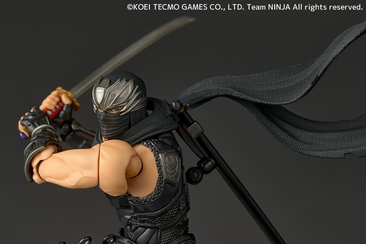 Revoltech Amazing Yamaguchi Ryu Hayabusa (NINJA GAIDEN 3