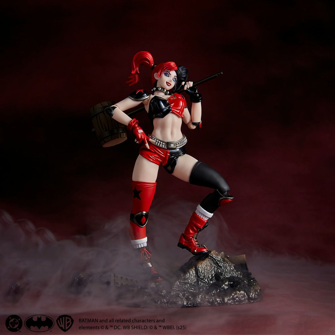 Revoltech Amazing Yamaguchi Harley Quinn Red x Black Ver