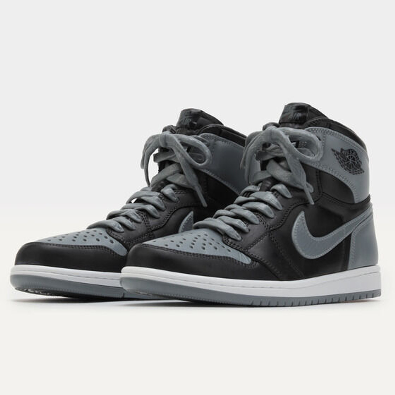 シューズ(男性用) Nike Air Jordan 1 High 85 Reverse Shadow NIKE AIR JORDAN 1 HIGH 85 SHADOW AND REVERSE SHADOW MODEL KIT