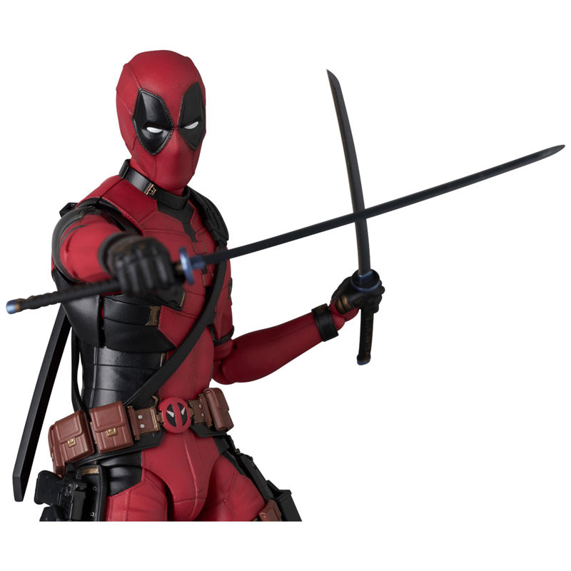 Mafex No.284 MAFEX DEADPOOL (Deadpool & Wolverine Ver.) Action Figure