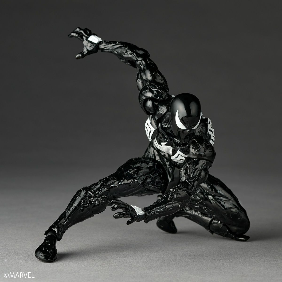 Revoltech Amazing Yamaguchi Symbiote Spider-Man Action Figure