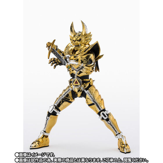 聖騎士 S.H.Figuarts (Shinkocchou Seihou) Golden Knight Garo (Kouga