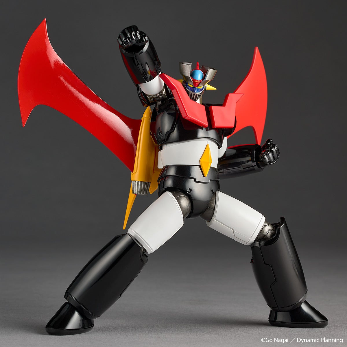 Revoltech Amazing Yamaguchi Mazinger Z New Color Ver. Action Figure