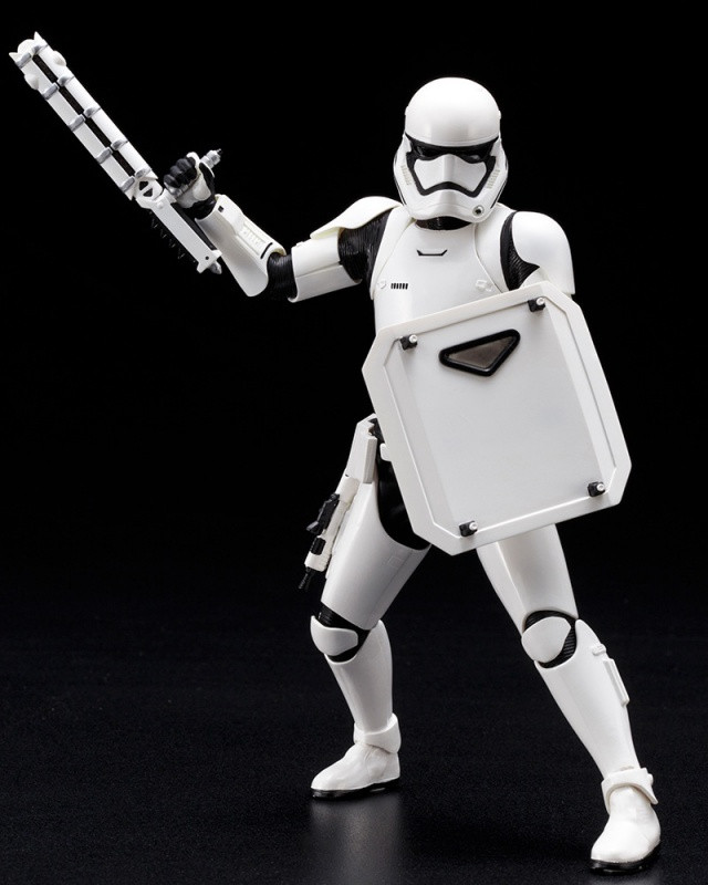 ARTFX+ First Order Stormtrooper FN-2199 1/10 PVC Figure (Completed)