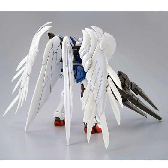【新品　未使用】WING GUNDAM ZERO SPECIAL COATING Hi-Resolution Model 1/100 Gundam Wing: Endless Waltz Wing Gundam