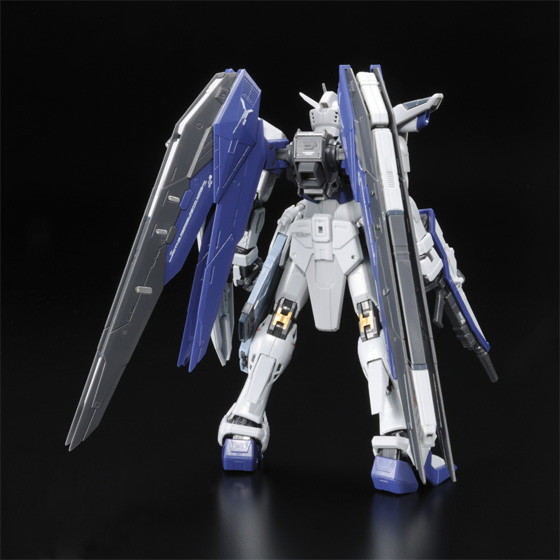 RG 1/144 ZGMF-X10A Freedom Gundam Seed ( DEACTIVE Mode ) Plastic Model
