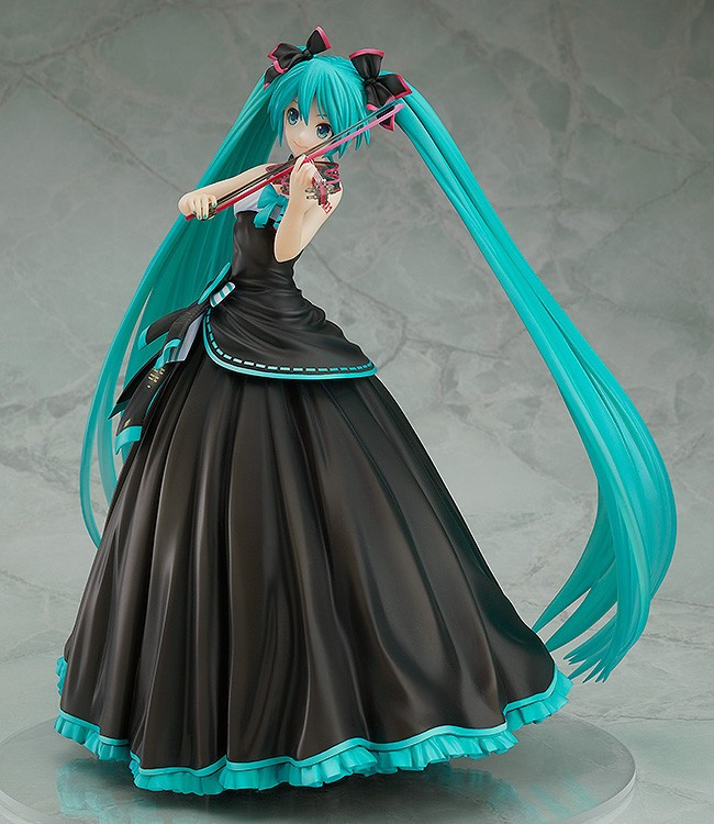 Hatsune Miku: Symphony 2017 Ver. 1/8 PVC Figure