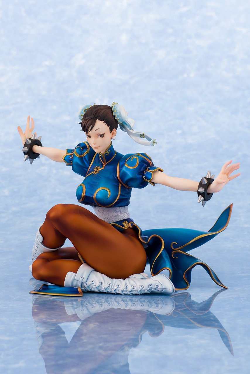 Embrace Japan Fighters Legendary Chun-Li 1/8 PVC Figure Street